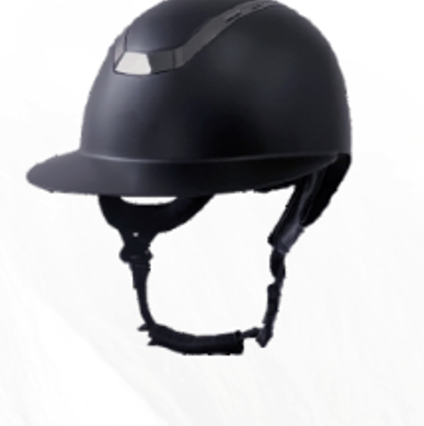 Шлем с широким козырьком Hilux