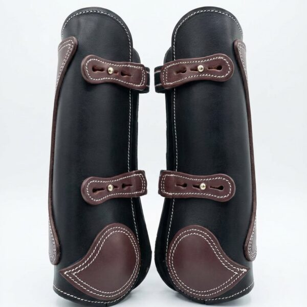 Кожаные ногавки на гвоздиках HorsePlanet